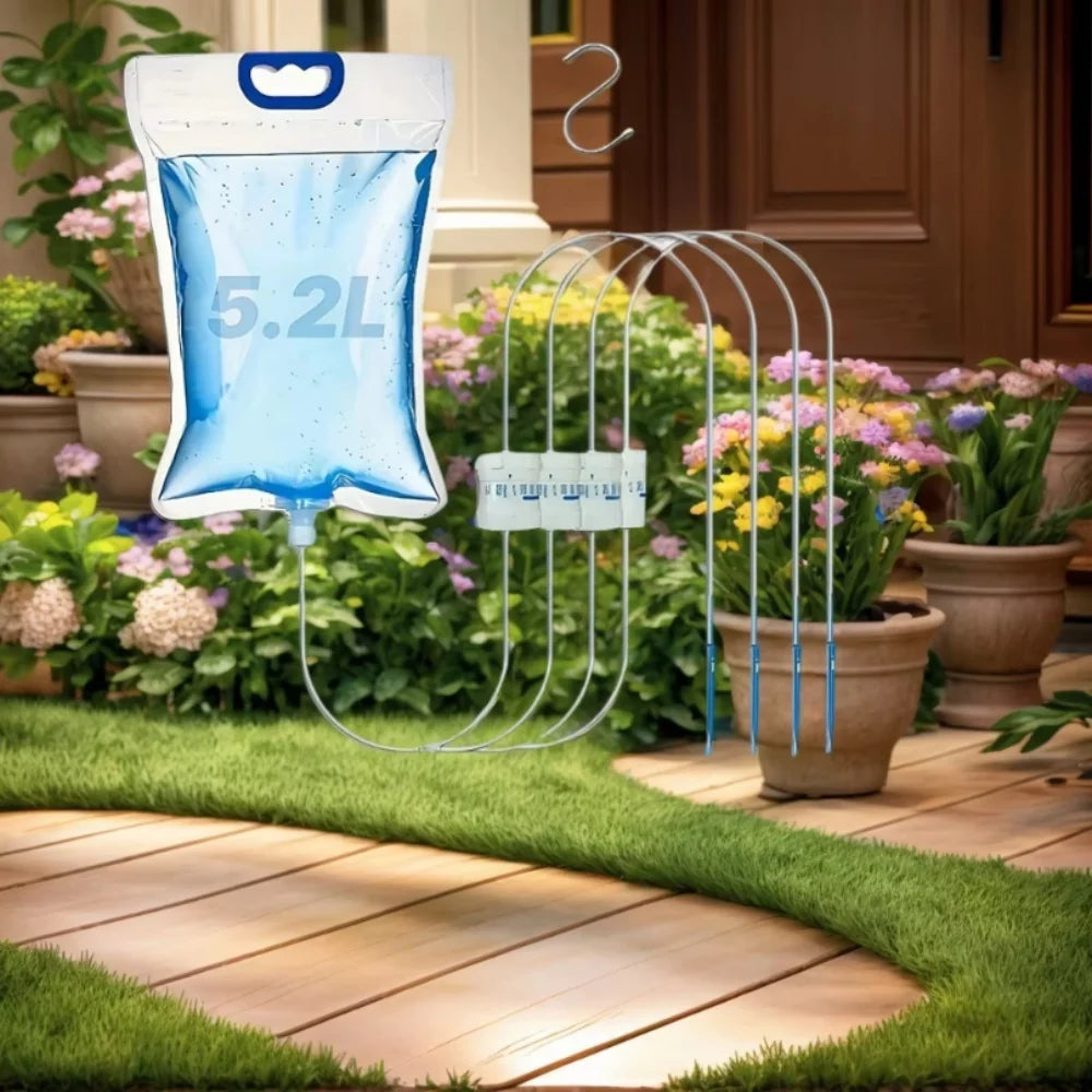 كيس الريّ سعة 5.2 لتر معلّقاً فوق أصص النباتات | The 5.2 L watering bag hung above potted plants