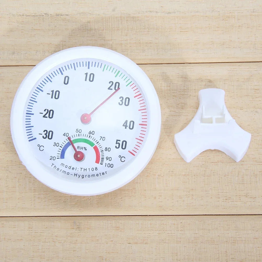 المقياس مع قاعدة الوقوف المنفصلة | The gauge shown with its detachable stand